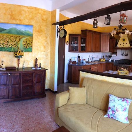 La Casa Di Marco Lägenhet Imperia Exteriör bild