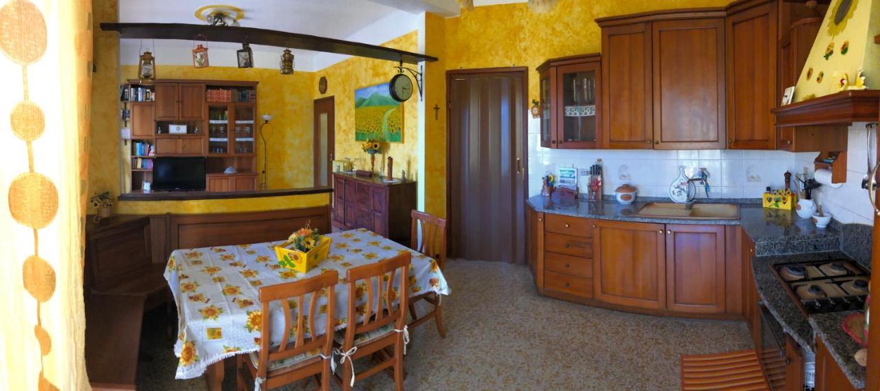 La Casa Di Marco Lägenhet Imperia Exteriör bild
