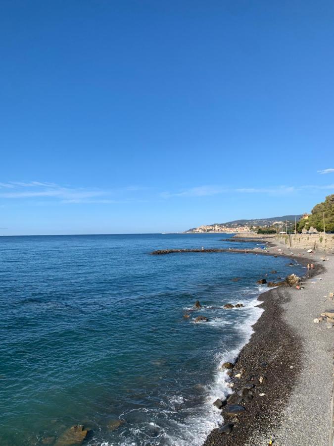 La Casa Di Marco Lägenhet Imperia Exteriör bild